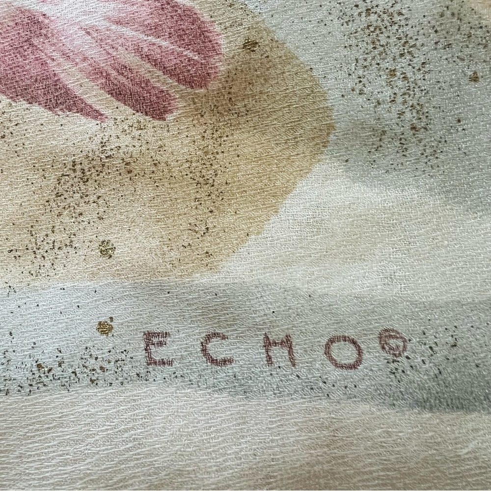 35”x35” Vintage Large Silk Chiffon Echo Scarf . - Picture 2 of 7